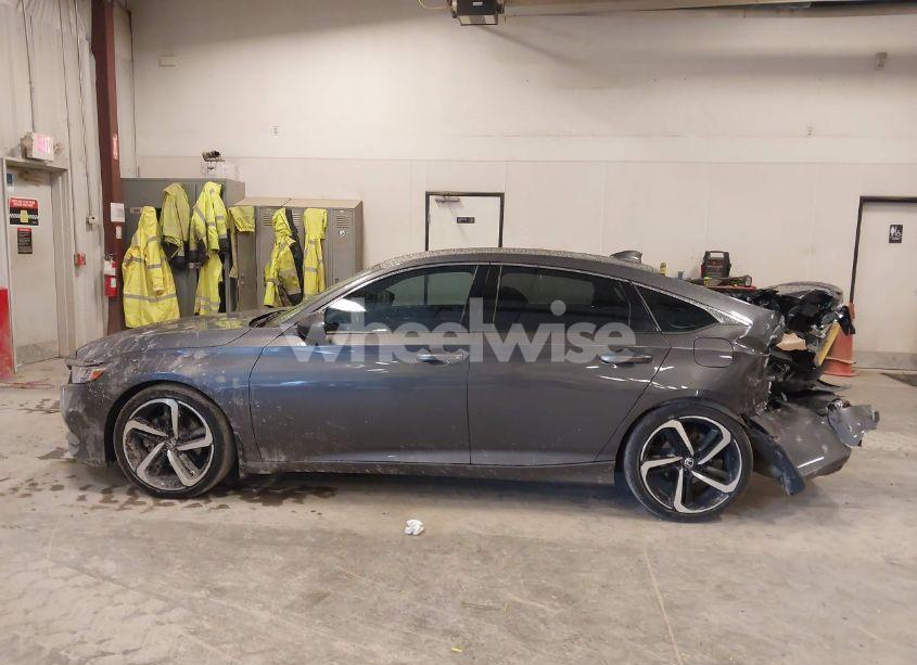 Photo 14 of 2018 Honda Accord SPORT (VIN 1HGCV1F3XJA112632)