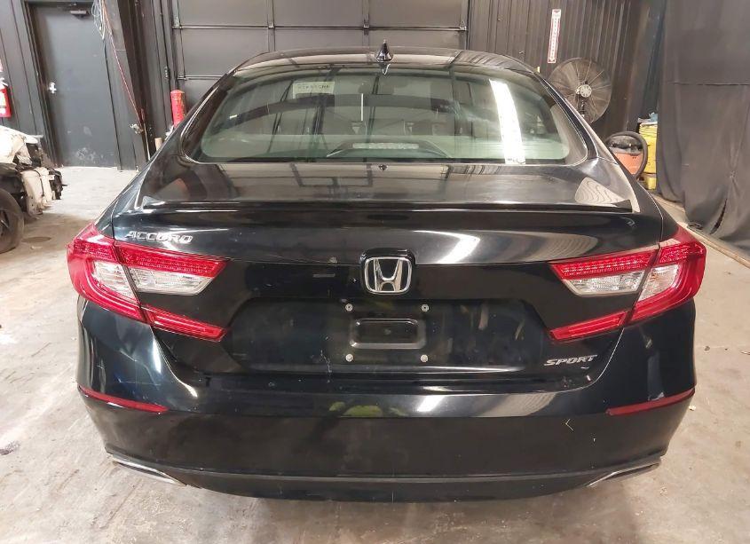 Photo 16 of 2018 Honda Accord SPORT (VIN 1HGCV1F3XJA148627)
