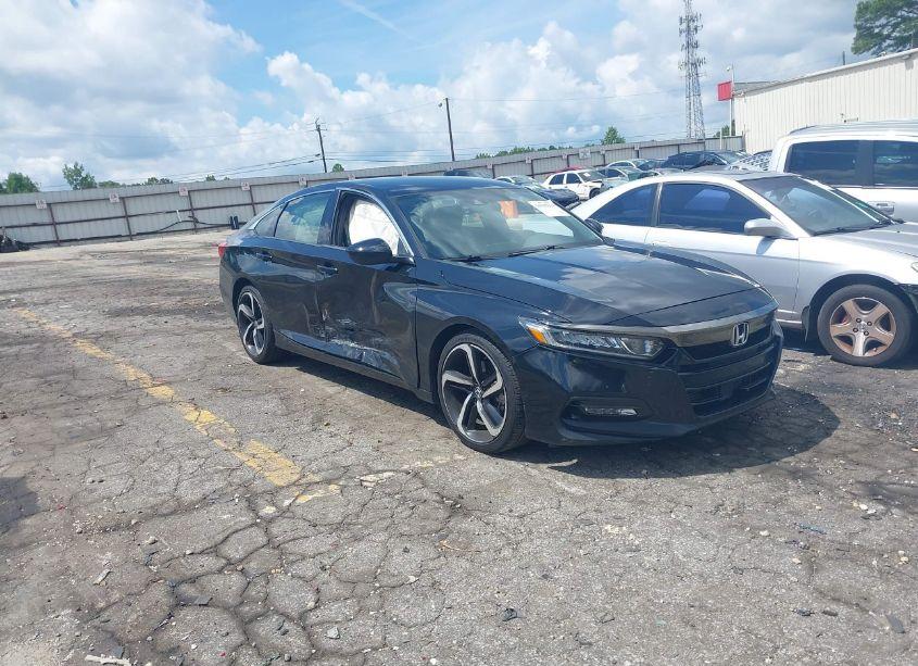 2018 Honda Accord SPORT (VIN 1HGCV1F3XJA158607) main photo