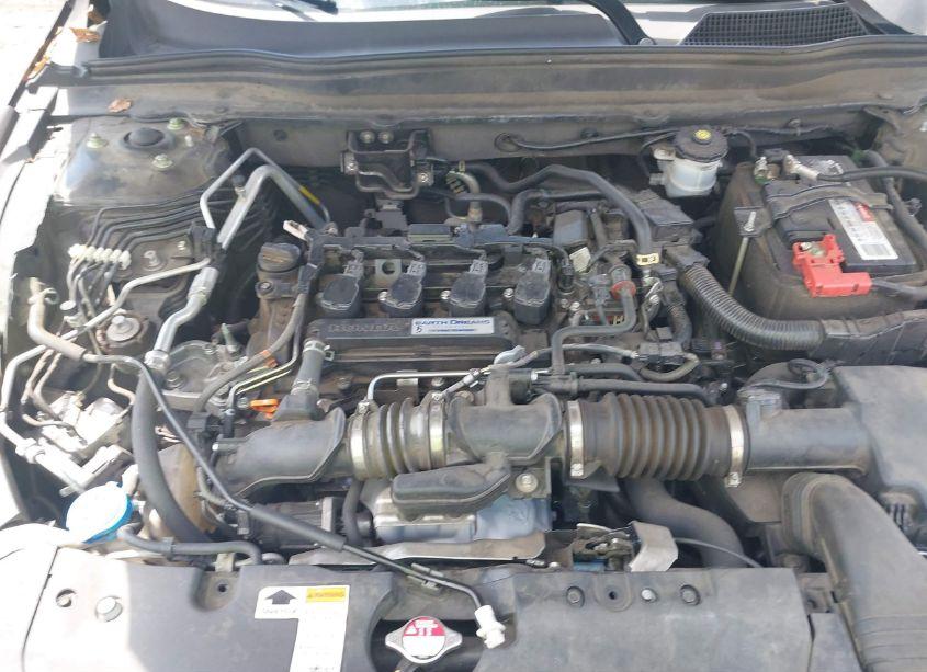 Photo 10 of 2018 Honda Accord SPORT (VIN 1HGCV1F3XJA158607)