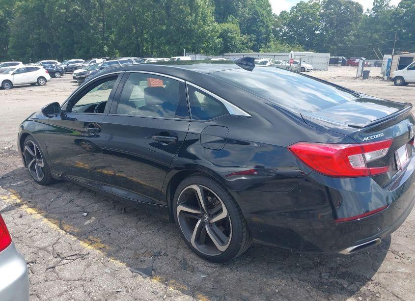 Photo 14 of 2018 Honda Accord SPORT (VIN 1HGCV1F3XJA158607)