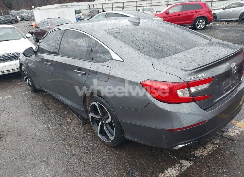 Photo 3 of 2018 Honda Accord SPORT (VIN 1HGCV1F3XJA164018)