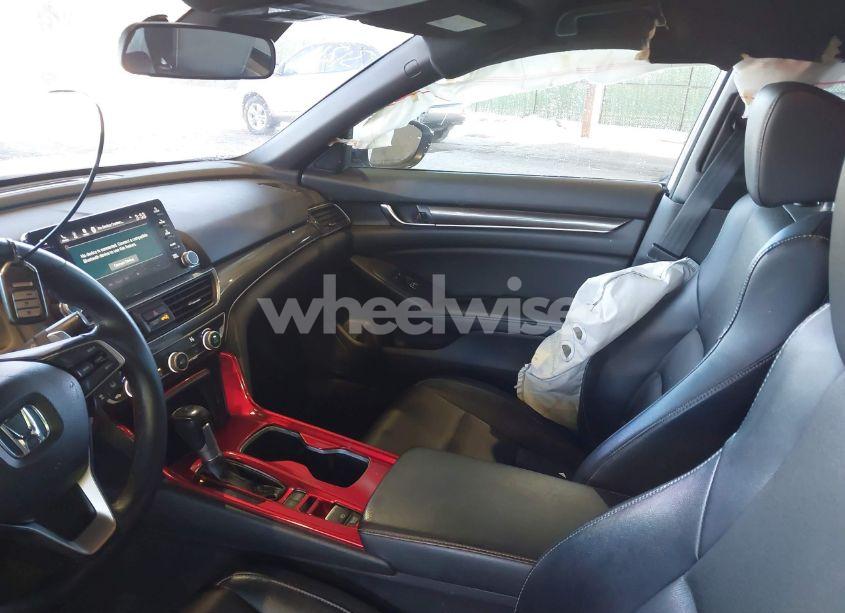 Photo 5 of 2018 Honda Accord SPORT (VIN 1HGCV1F3XJA164178)