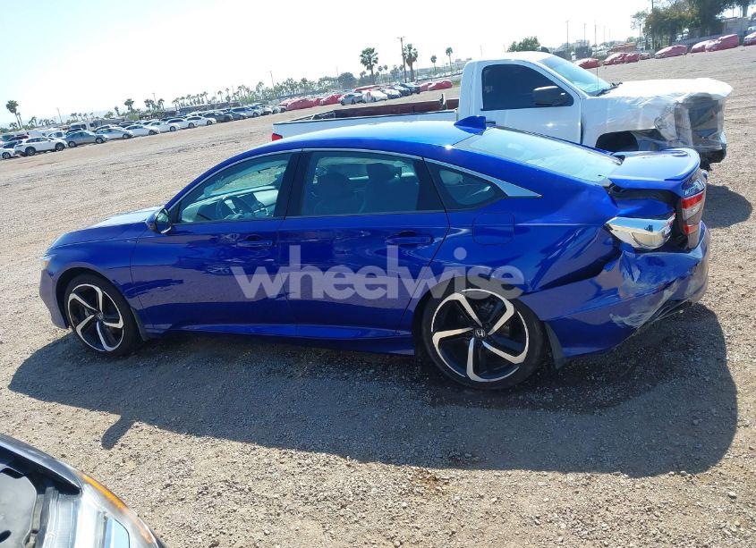 Photo 15 of 2018 Honda Accord SPORT (VIN 1HGCV1F3XJA193521)