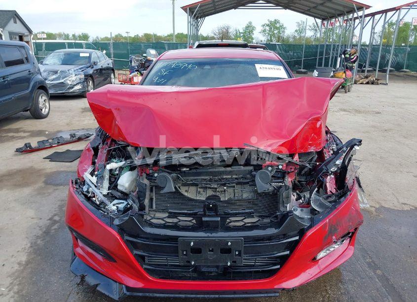 Photo 12 of 2018 Honda Accord SPORT (VIN 1HGCV1F3XJA236058)