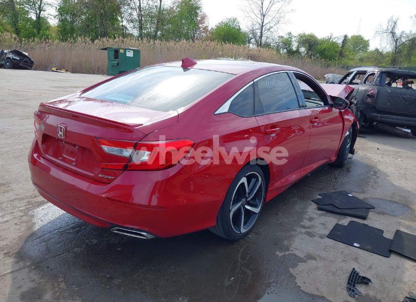 Photo 4 of 2018 Honda Accord SPORT (VIN 1HGCV1F3XJA236058)