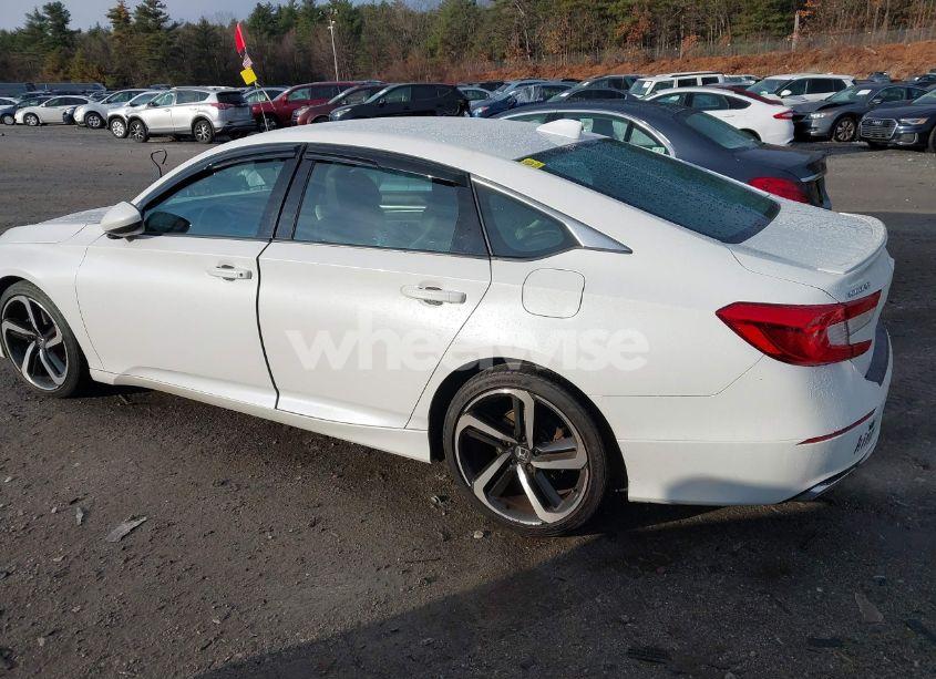 Photo 14 of 2018 Honda Accord SPORT (VIN 1HGCV1F3XJA248470)