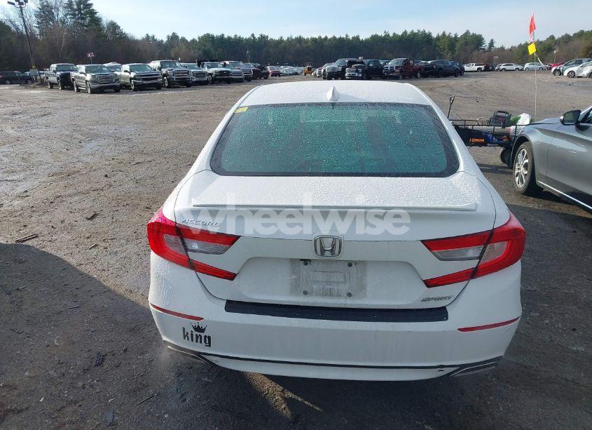 Photo 16 of 2018 Honda Accord SPORT (VIN 1HGCV1F3XJA248470)