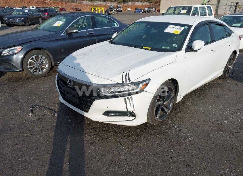 Photo 2 of 2018 Honda Accord SPORT (VIN 1HGCV1F3XJA248470)