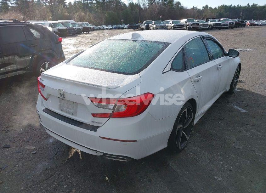 Photo 4 of 2018 Honda Accord SPORT (VIN 1HGCV1F3XJA248470)