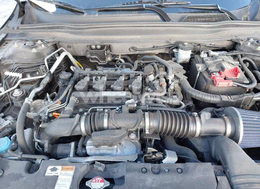 Photo 10 of 2018 Honda Accord SPORT (VIN 1HGCV1F3XJA251868)