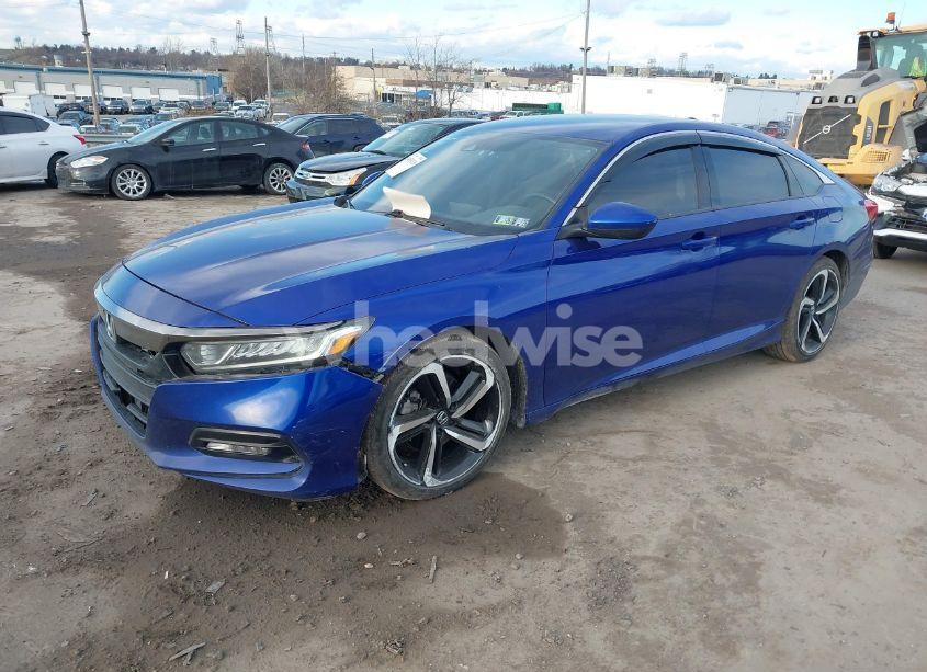 Photo 2 of 2018 Honda Accord SPORT (VIN 1HGCV1F3XJA253362)
