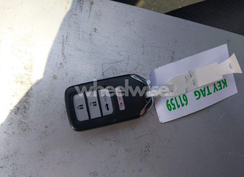 Photo 11 of 2018 Honda Accord SPORT (VIN 1HGCV1F3XJA269058)