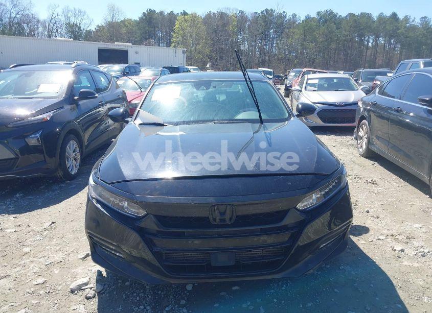 Photo 12 of 2018 Honda Accord SPORT (VIN 1HGCV1F3XJA738035)