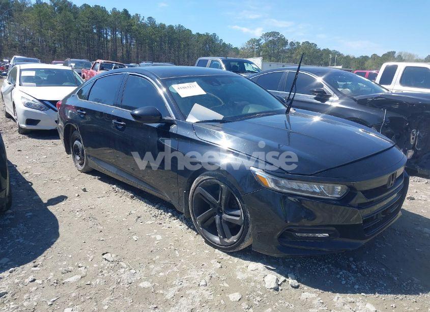 Photo 13 of 2018 Honda Accord SPORT (VIN 1HGCV1F3XJA738035)
