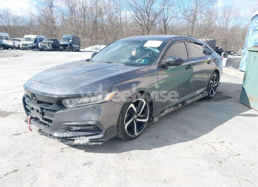 Photo 2 of 2019 Honda Accord SPORT (VIN 1HGCV1F3XKA013701)