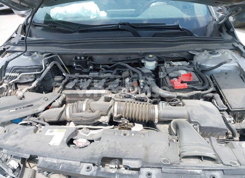 Photo 10 of 2019 Honda Accord SPORT (VIN 1HGCV1F3XKA016565)