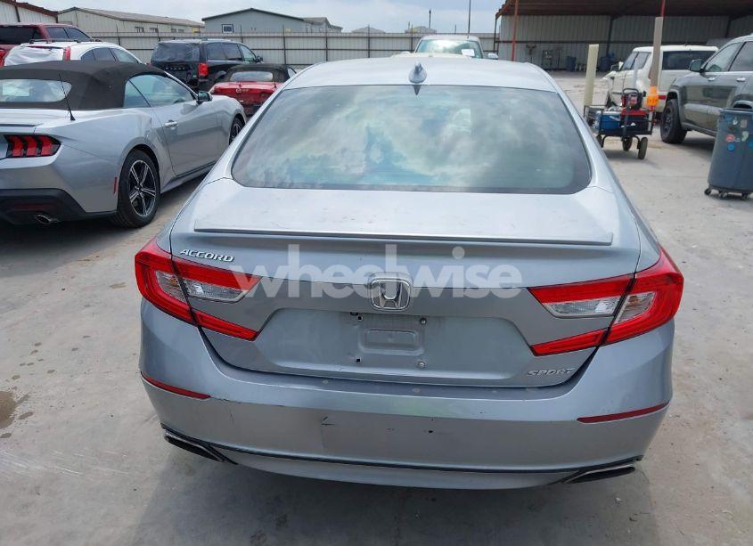 Photo 17 of 2019 Honda Accord SPORT (VIN 1HGCV1F3XKA016565)
