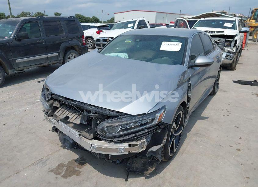 Photo 2 of 2019 Honda Accord SPORT (VIN 1HGCV1F3XKA016565)