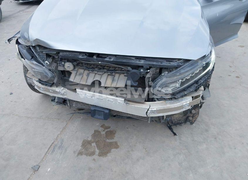 Photo 6 of 2019 Honda Accord SPORT (VIN 1HGCV1F3XKA016565)