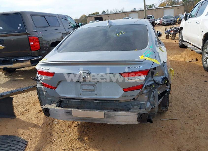 Photo 17 of 2019 Honda Accord SPORT (VIN 1HGCV1F3XKA038906)