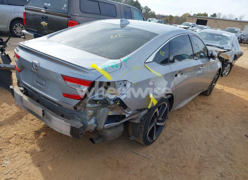 Photo 4 of 2019 Honda Accord SPORT (VIN 1HGCV1F3XKA038906)