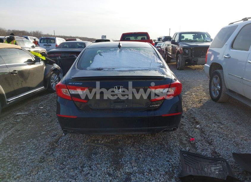Photo 17 of 2019 Honda Accord SPORT (VIN 1HGCV1F3XKA045449)