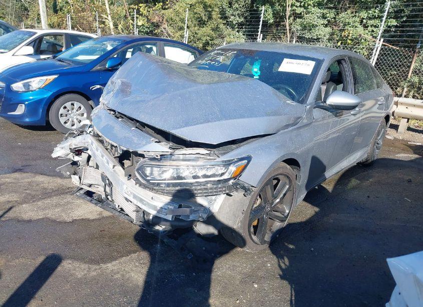 Photo 2 of 2019 Honda Accord SPORT (VIN 1HGCV1F3XKA056919)