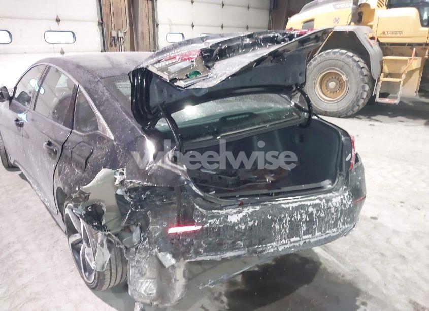 Photo 6 of 2019 Honda Accord SPORT (VIN 1HGCV1F3XKA057889)