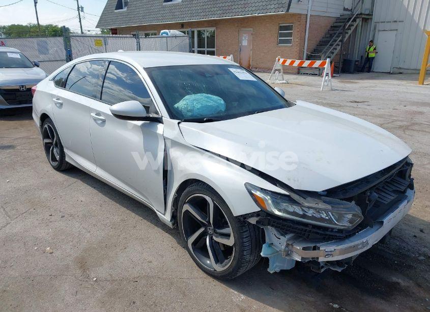 2019 Honda Accord SPORT (VIN 1HGCV1F3XKA066107) main photo