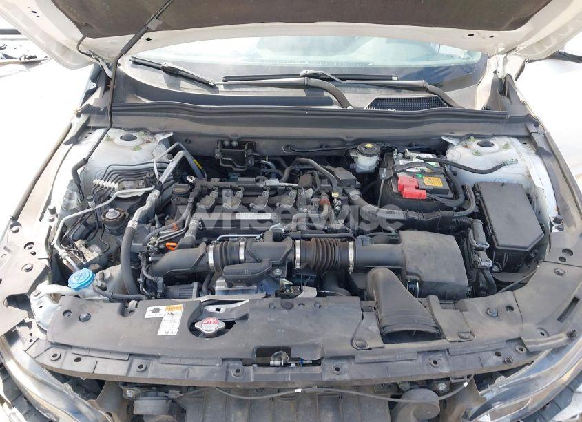 Photo 10 of 2019 Honda Accord SPORT (VIN 1HGCV1F3XKA066107)