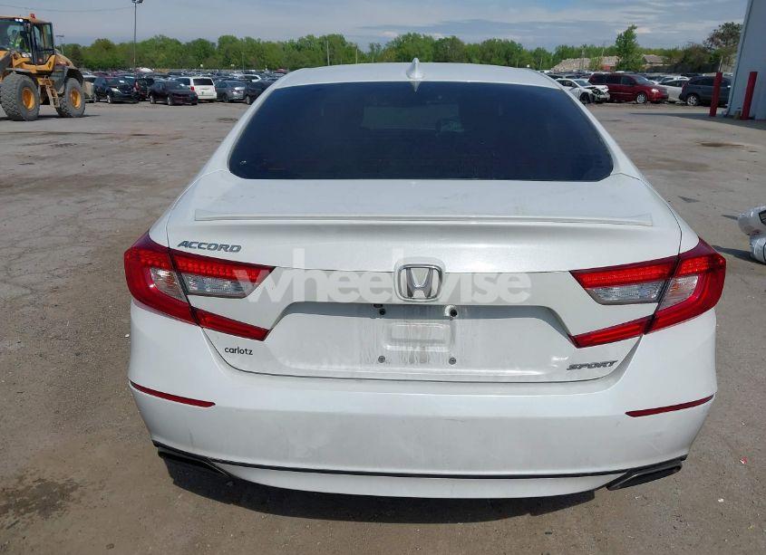 Photo 17 of 2019 Honda Accord SPORT (VIN 1HGCV1F3XKA066107)