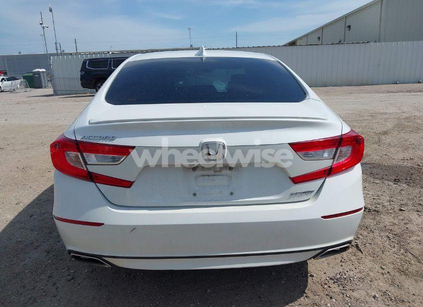 Photo 17 of 2019 Honda Accord SPORT (VIN 1HGCV1F3XKA070626)