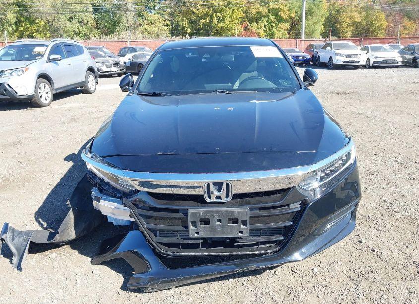Photo 12 of 2019 Honda Accord SPORT (VIN 1HGCV1F3XKA088141)