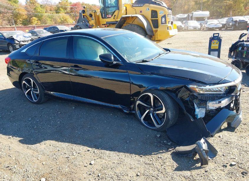 Photo 17 of 2019 Honda Accord SPORT (VIN 1HGCV1F3XKA088141)