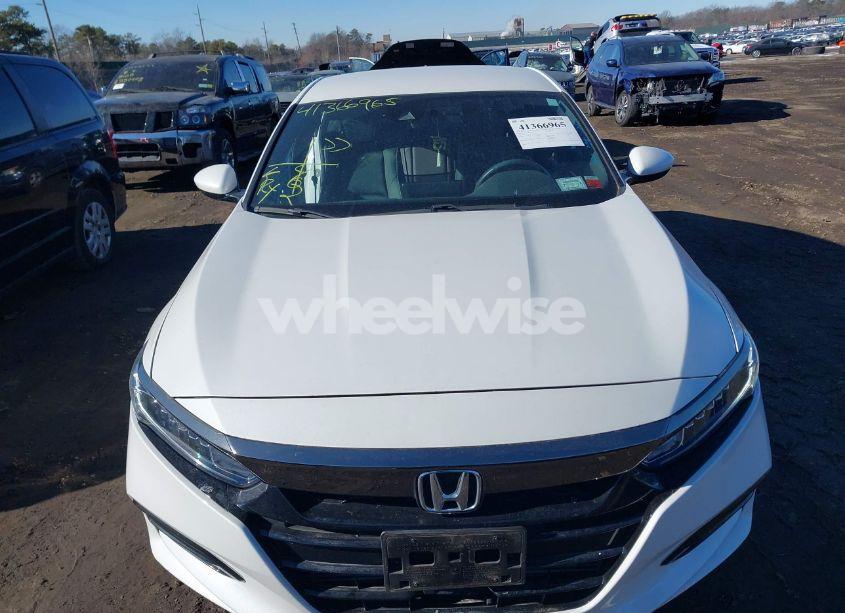 Photo 12 of 2019 Honda Accord SPORT (VIN 1HGCV1F3XKA121252)