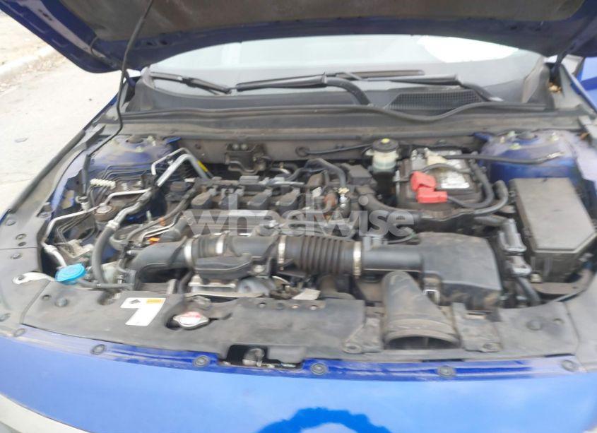 Photo 10 of 2019 Honda Accord SPORT (VIN 1HGCV1F3XKA139735)