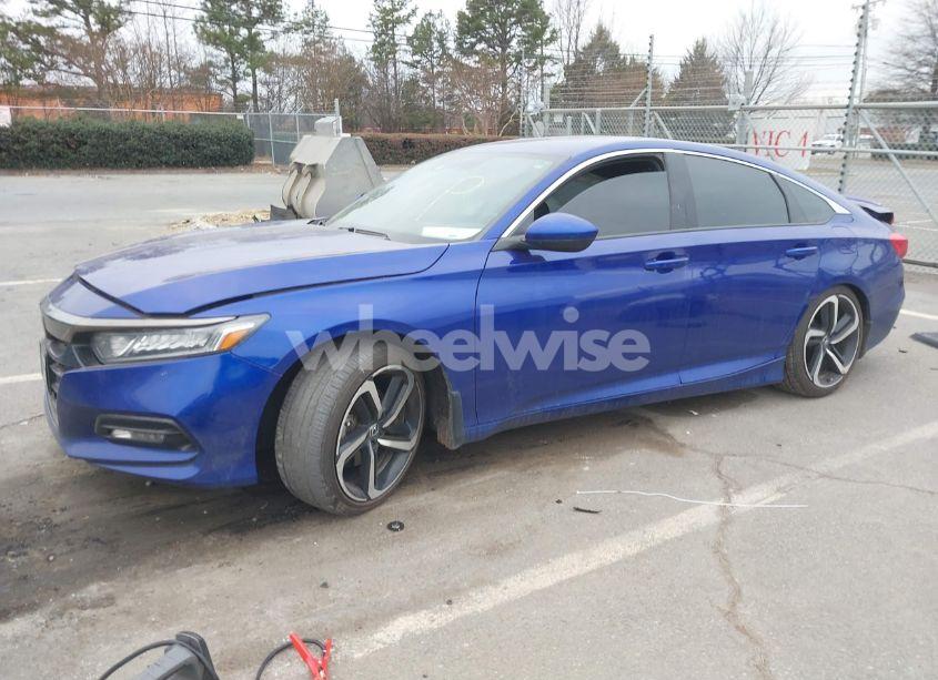Photo 2 of 2019 Honda Accord SPORT (VIN 1HGCV1F3XKA139735)