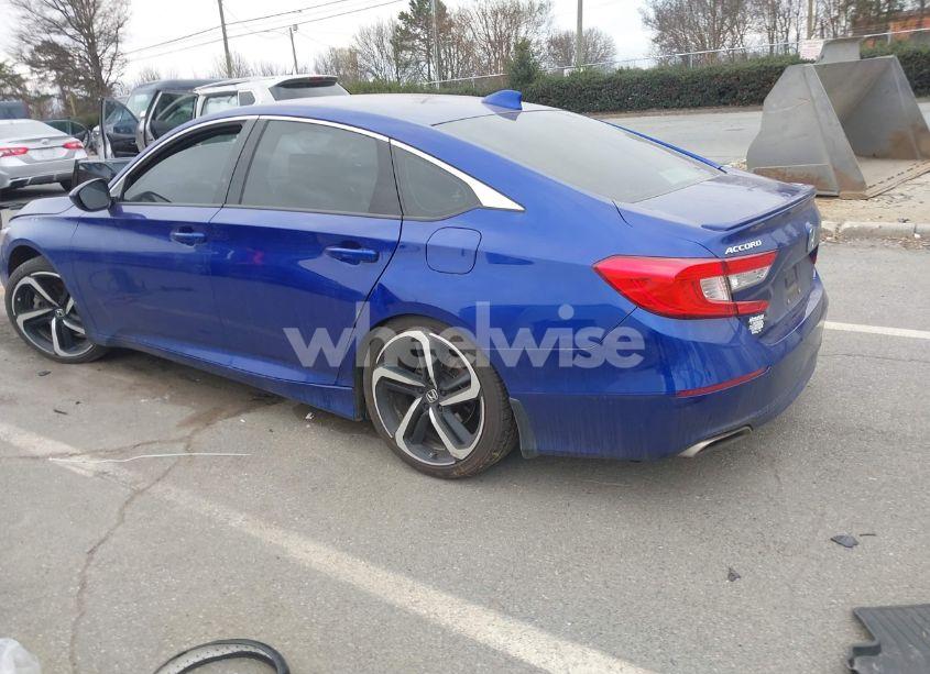 Photo 3 of 2019 Honda Accord SPORT (VIN 1HGCV1F3XKA139735)