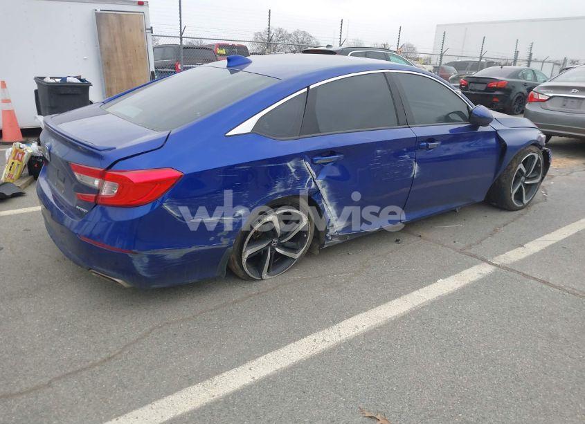 Photo 4 of 2019 Honda Accord SPORT (VIN 1HGCV1F3XKA139735)