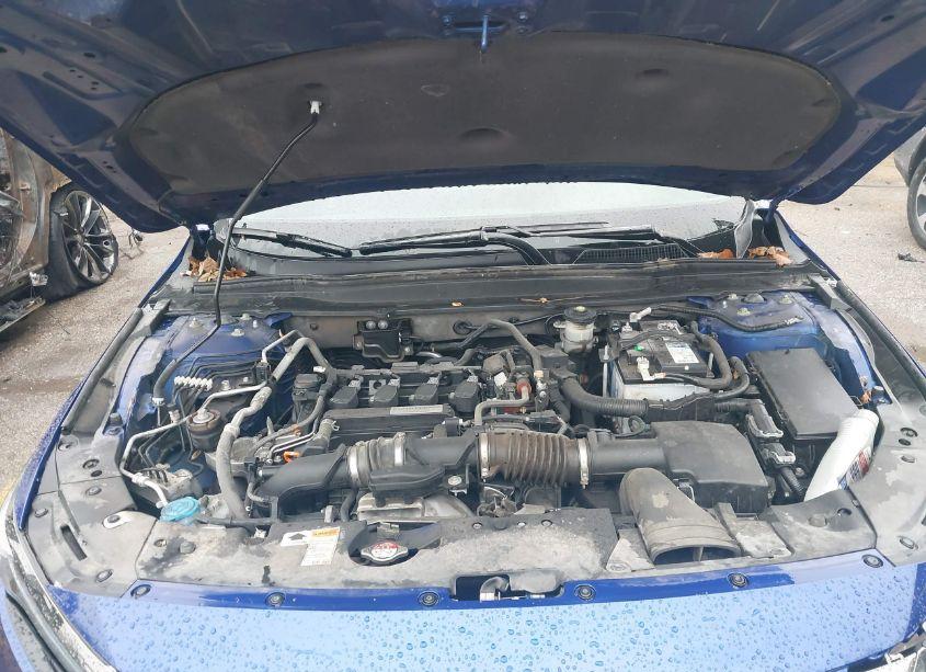 Photo 10 of 2019 Honda Accord SPORT (VIN 1HGCV1F3XKA140268)