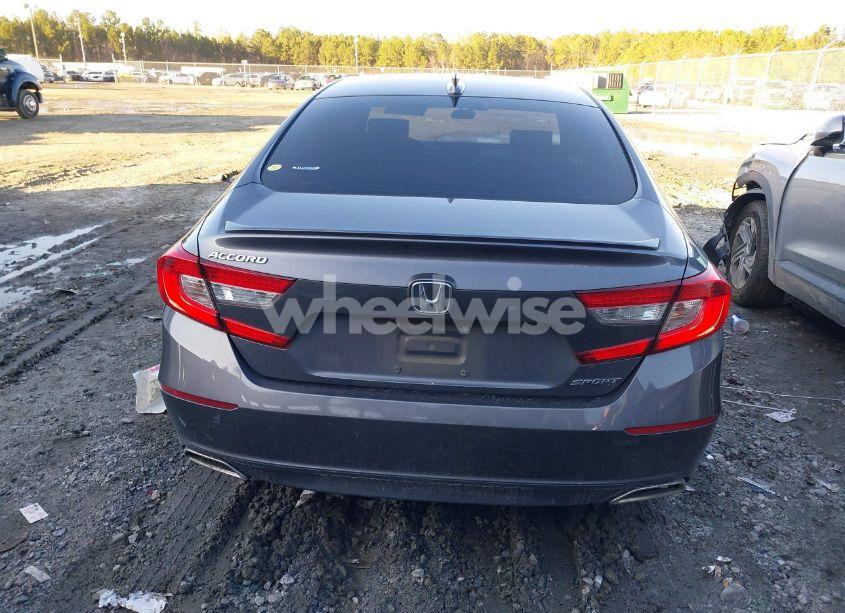 Photo 17 of 2019 Honda Accord SPORT (VIN 1HGCV1F3XKA162903)