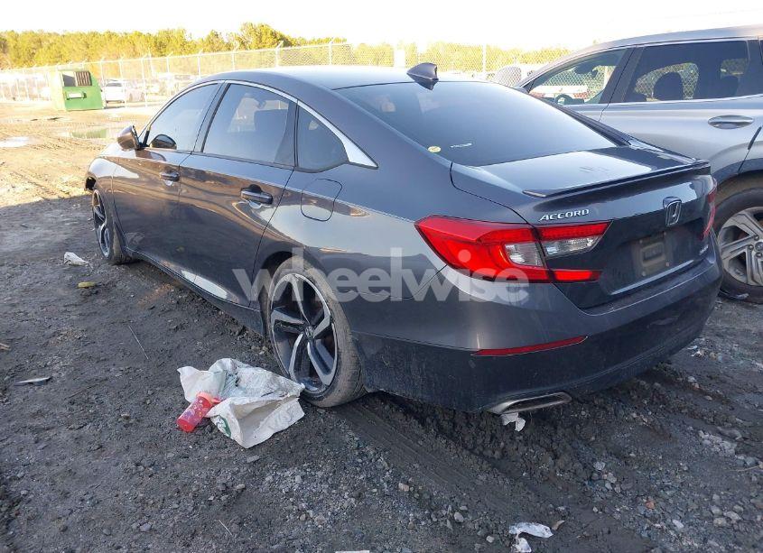 Photo 3 of 2019 Honda Accord SPORT (VIN 1HGCV1F3XKA162903)