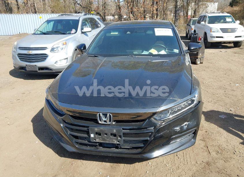 Photo 11 of 2019 Honda Accord SPORT (VIN 1HGCV1F3XKA166739)
