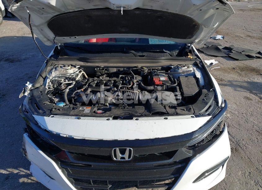 Photo 10 of 2019 Honda Accord SPORT (VIN 1HGCV1F3XKA172802)