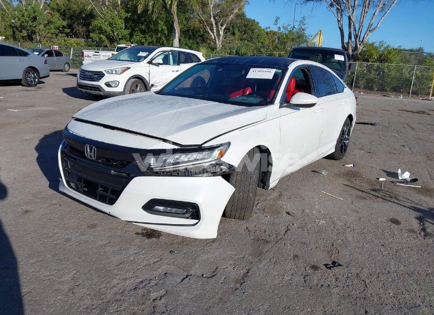 Photo 12 of 2019 Honda Accord SPORT (VIN 1HGCV1F3XKA172802)