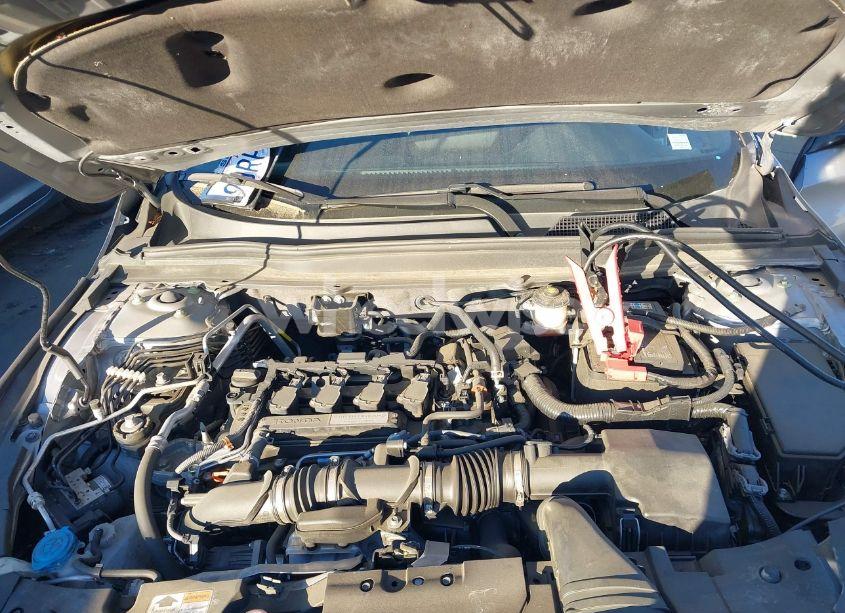 Photo 10 of 2019 Honda Accord SPORT (VIN 1HGCV1F3XKA175523)