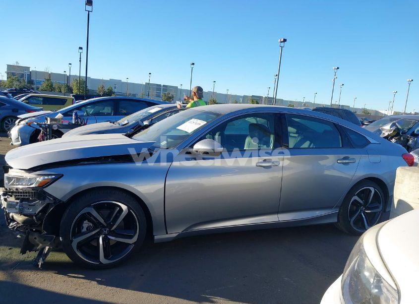 Photo 15 of 2019 Honda Accord SPORT (VIN 1HGCV1F3XKA175523)