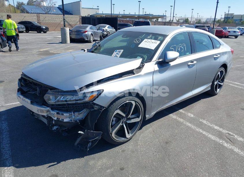 Photo 2 of 2019 Honda Accord SPORT (VIN 1HGCV1F3XKA175523)