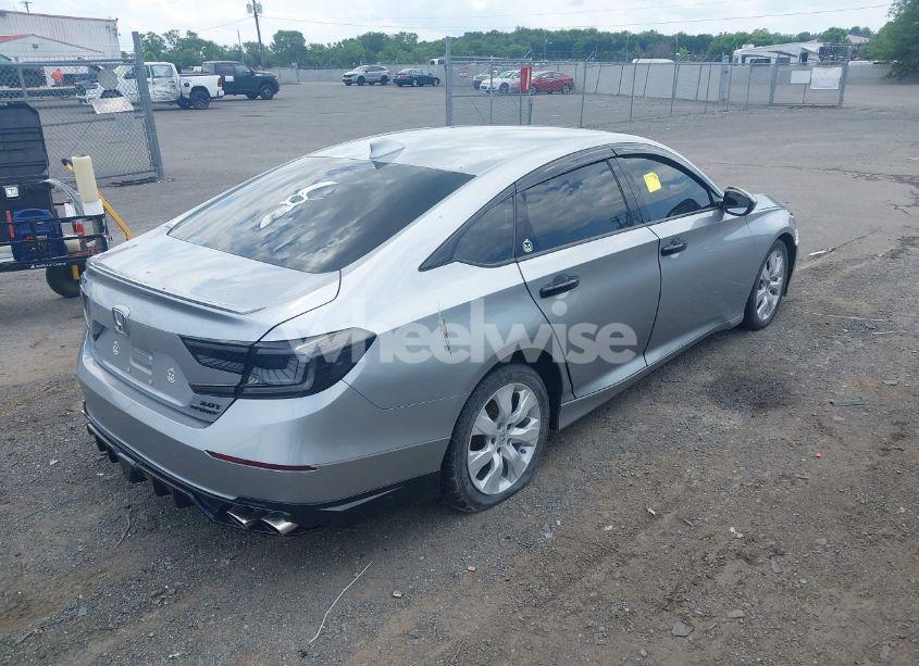 Photo 4 of 2020 Honda Accord SPORT (VIN 1HGCV1F3XLA035117)